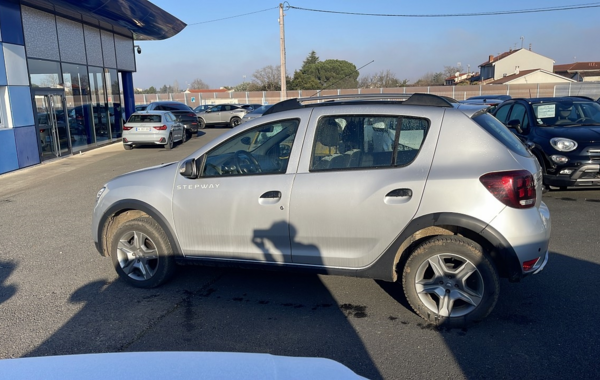 dacia-sandero-1-5-dci-90ch-stepway - 828374713